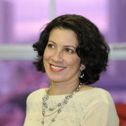 Ana Lucia Machado Almeida