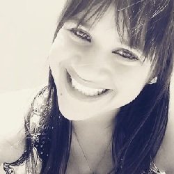 Paula Magalhães Caldeiram