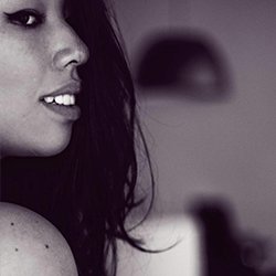 Tiffany Valentino Uno