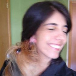 Claudia Valério