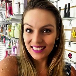 Amanda Fernandes Alencar