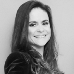 Adriana Pereira Isidio