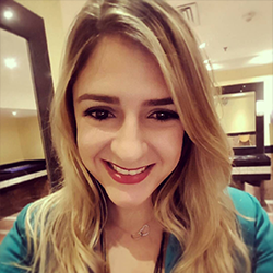 Mariana Simões Foschetti