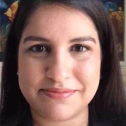 Stacy Pamplona Palmeira