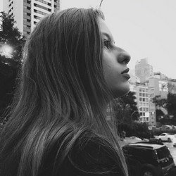 Anna Flávia Ferro Caneato