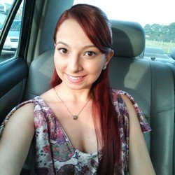 Andreza Queiroz Ultramari