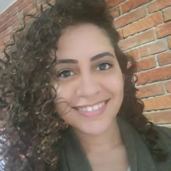 Maria Helena Oliveira 