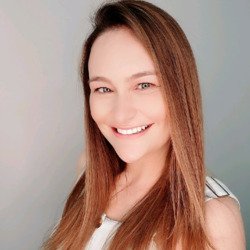 Luana Paula De Lima Zangarini