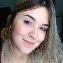 Camila De Fátima Ghirardelli